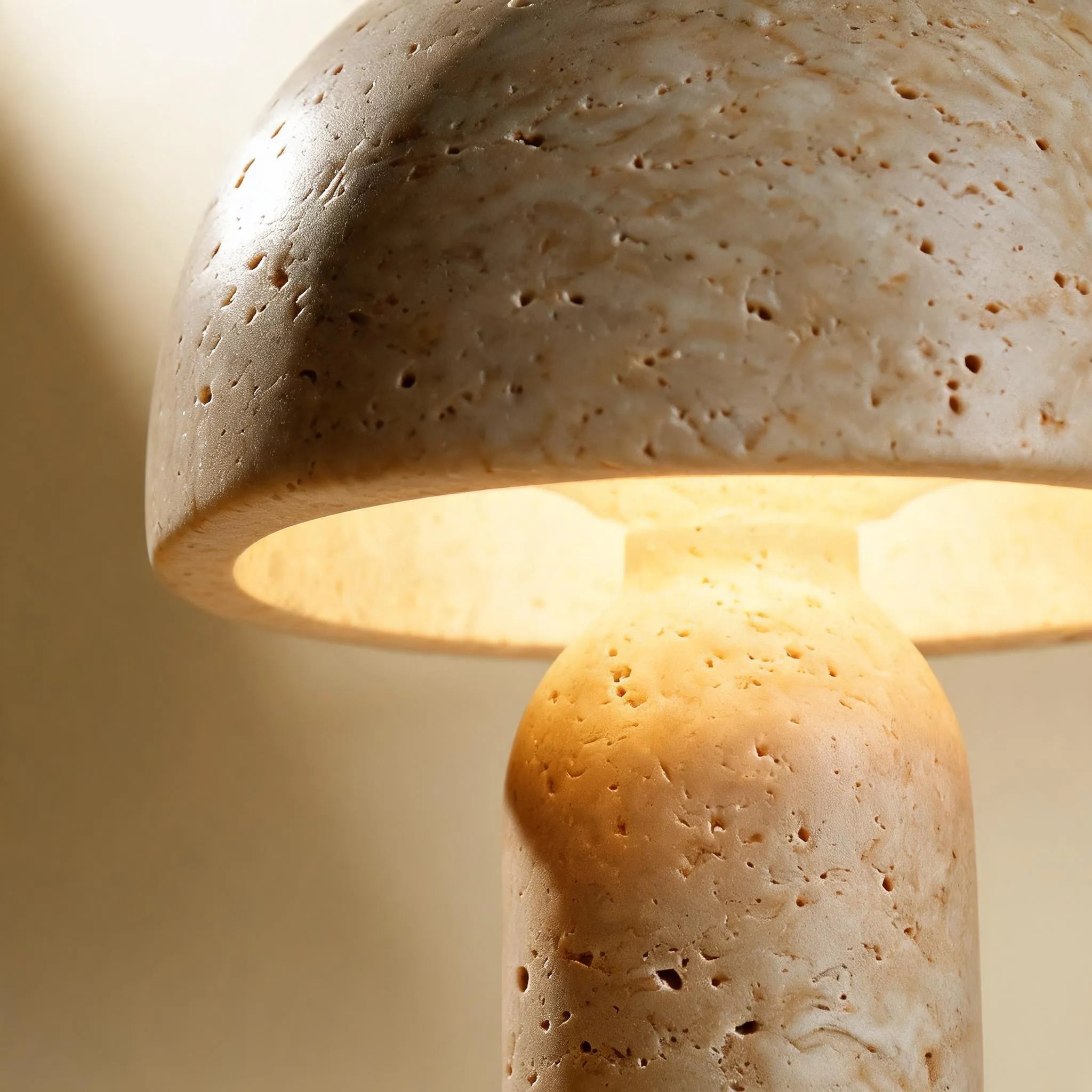 AulusEterna | Lampe de Table Compacte — détail