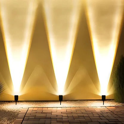 Solar LED Multi-Zoom Spot Light