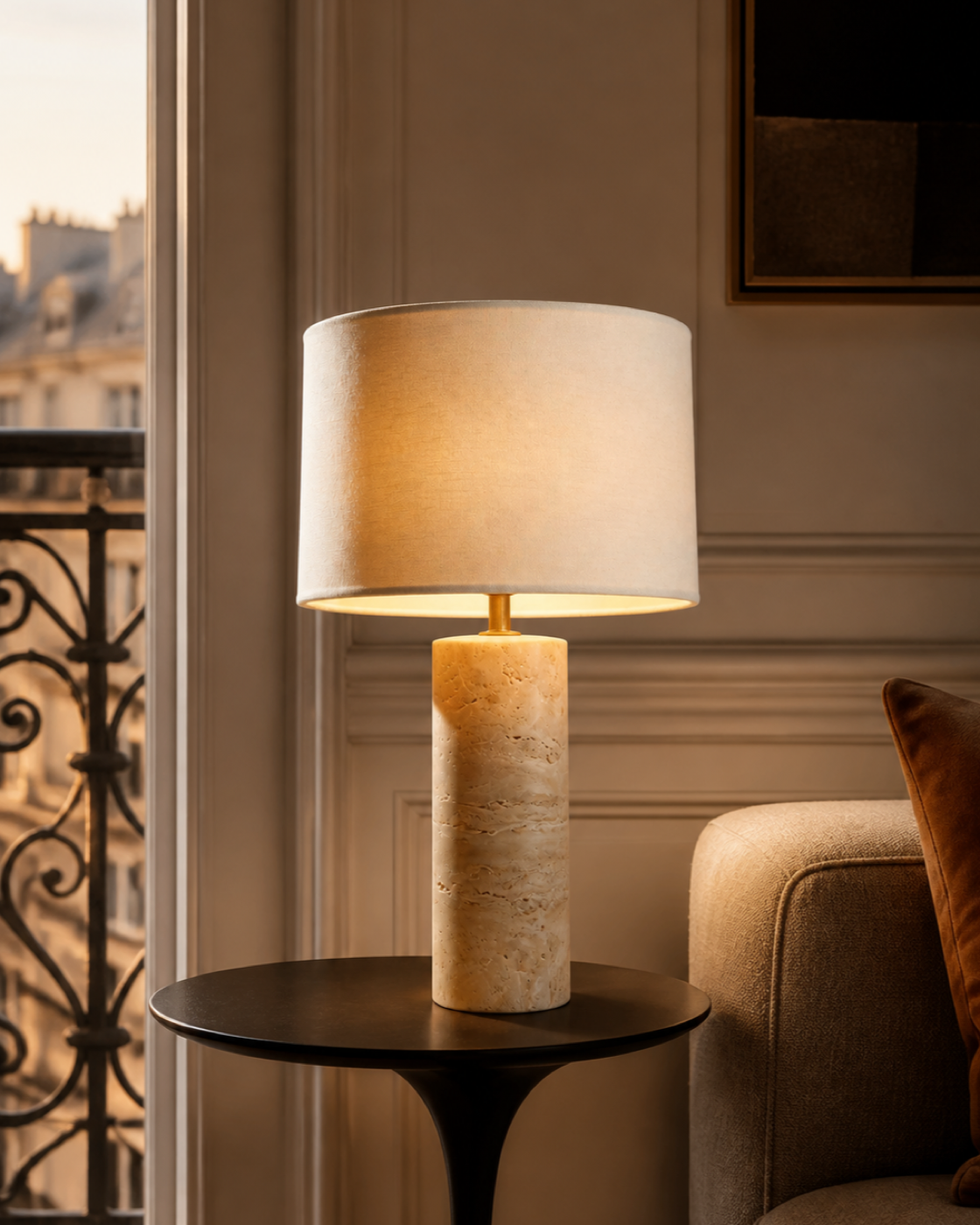 Aurelius | Lampe de Table Classique — mise en scène