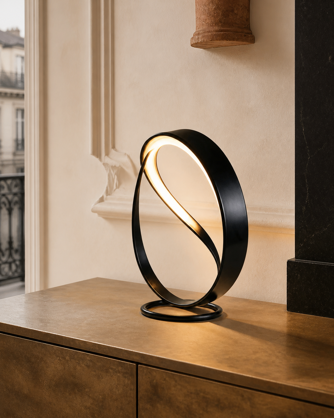 LumaTura | Lampe de Table Sculpturale — mise en scène